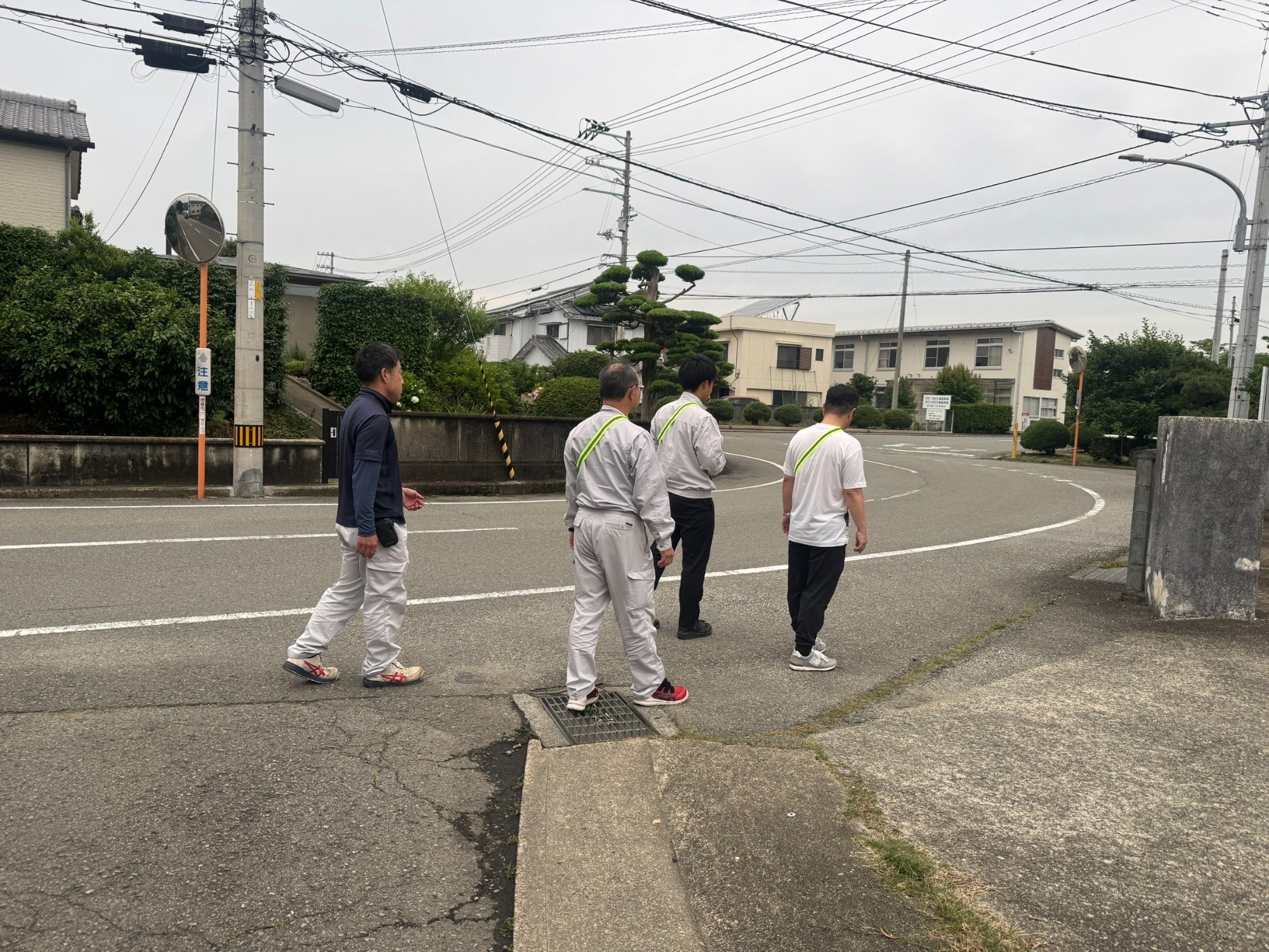 夕日を眺めながらの早歩き散歩